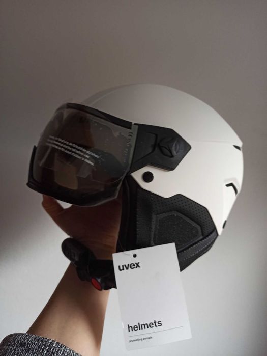 Kask narciarski UVEX Instinct Visor  rozm. 56-58