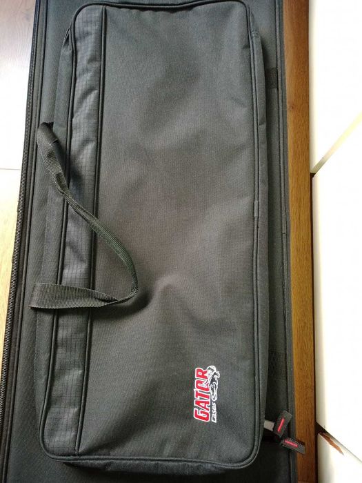 Case / Mala / Saco de transporte teclado - Gator