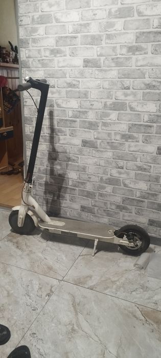 Hulajnoga elektryczna Xiaomi M365