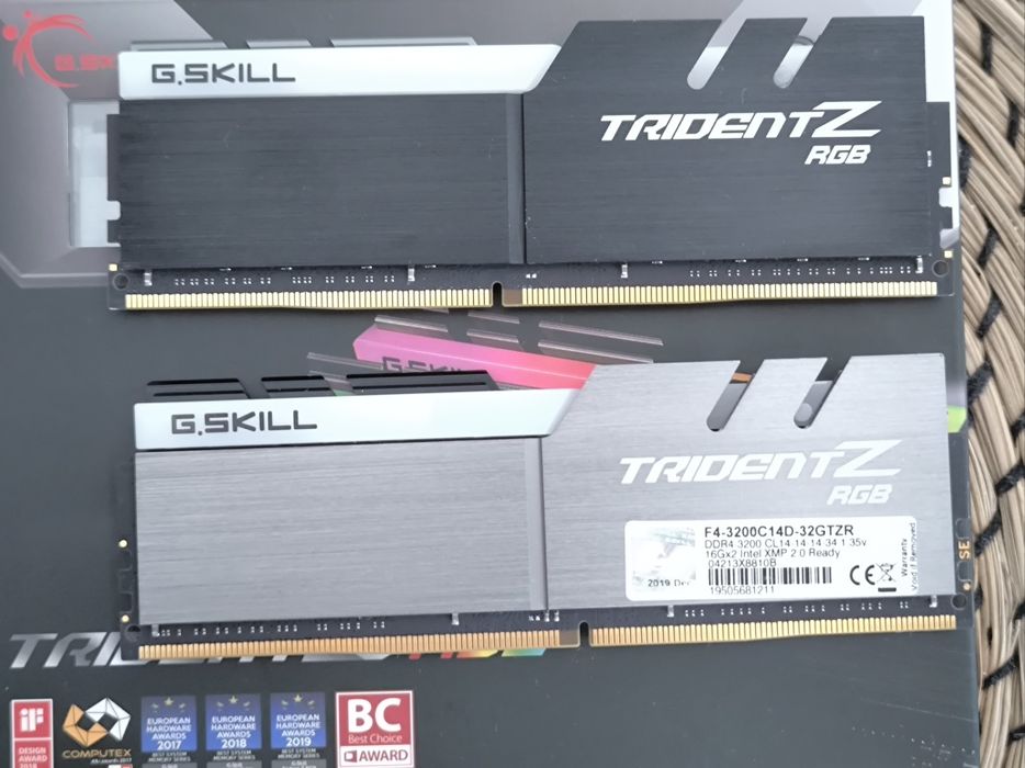 G.SKILL 64GB (4x16GB) CL14-14-14 XMP2,  Trident Z RGB