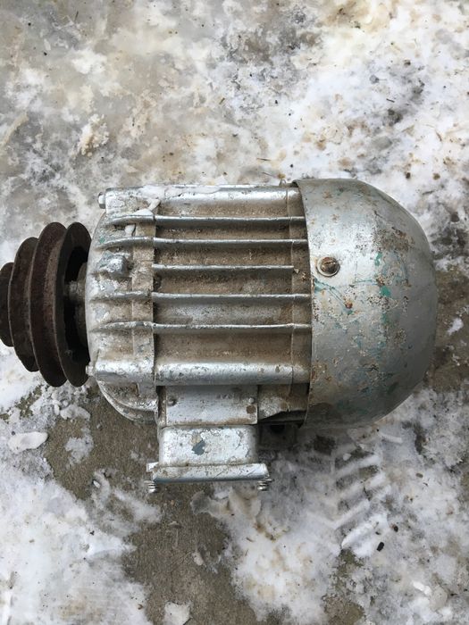 Продам електродвигун