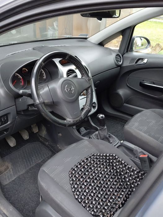 Opel corsa lpg , bezwypadkowy, 5 drzwiowa