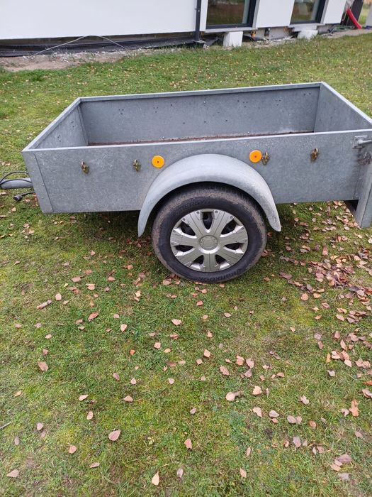 Przyczepka samochodowa 600 kg