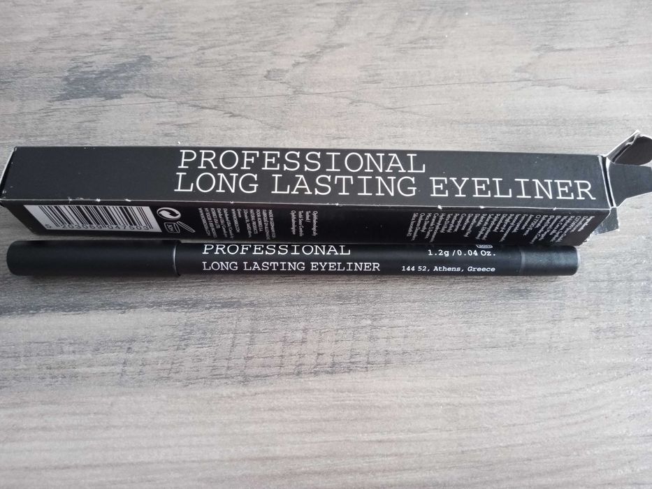 Makijaż oczu Korres, Max Factor, Huda Beauty, Nudestix, Clinique