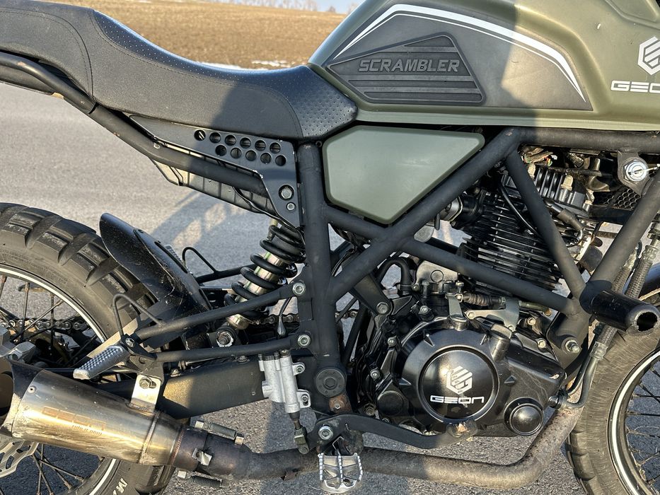 Мотоцикил Geon 250