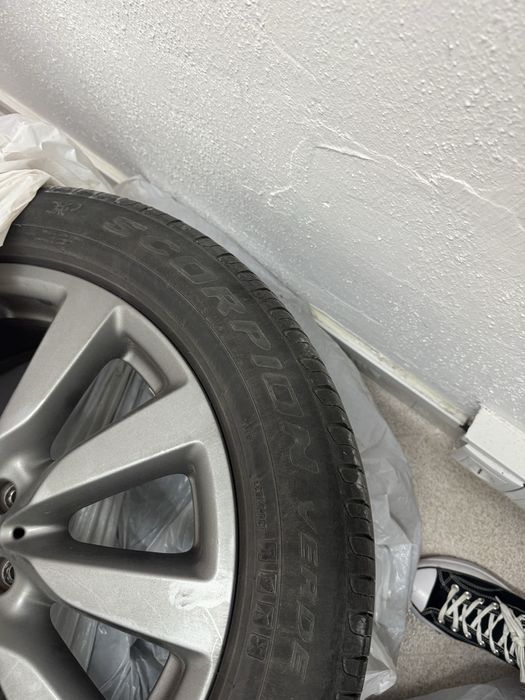 8 Mercedes Jantes e Pneus 18’ 19’