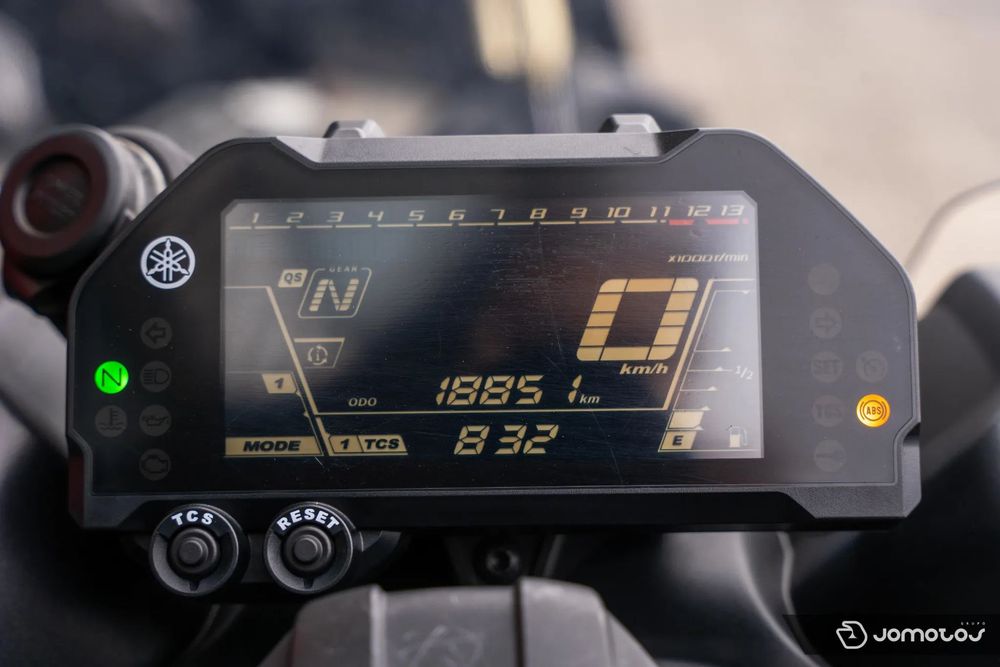 Yamaha Niken MXT 850