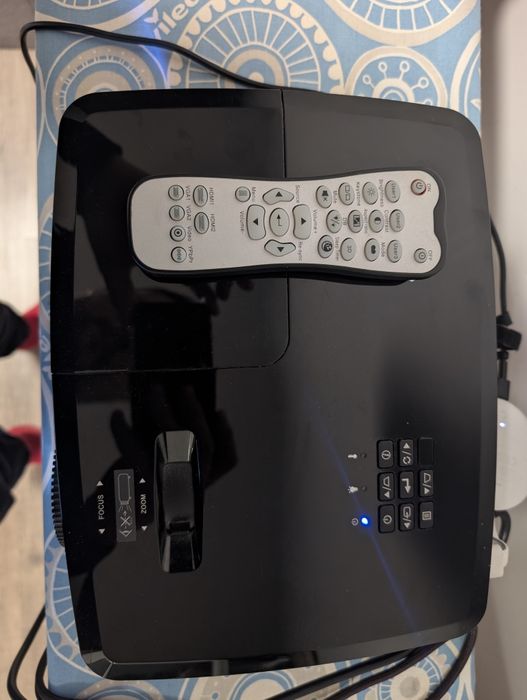 Projektor DLP Optoma 140x full hd