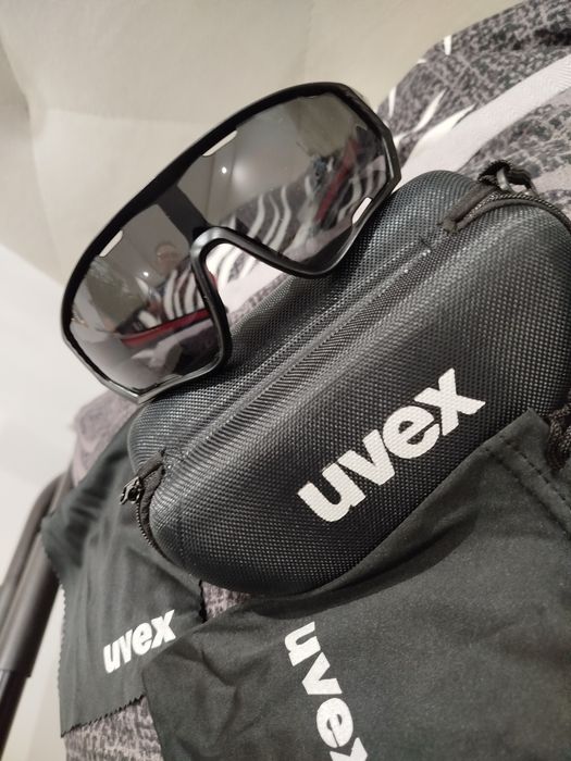 Nowe super okulary sportowe Uvex premium edition