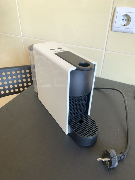 Maquina de Café Nespresso oferta arrumacao capsulas