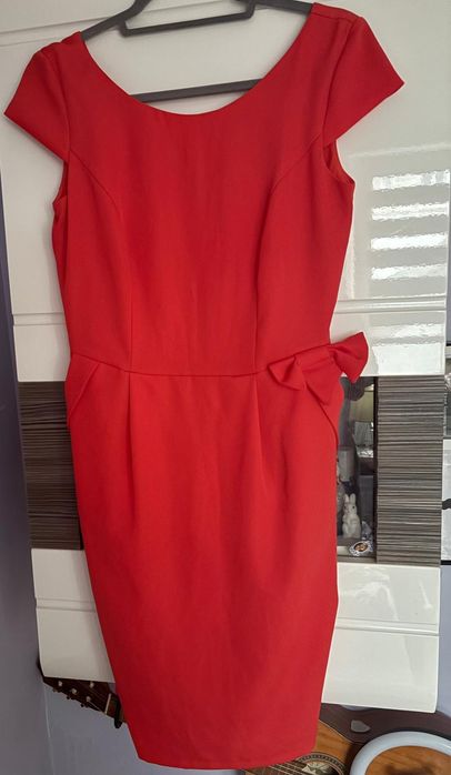 Sukienka czerwona idealna na święta