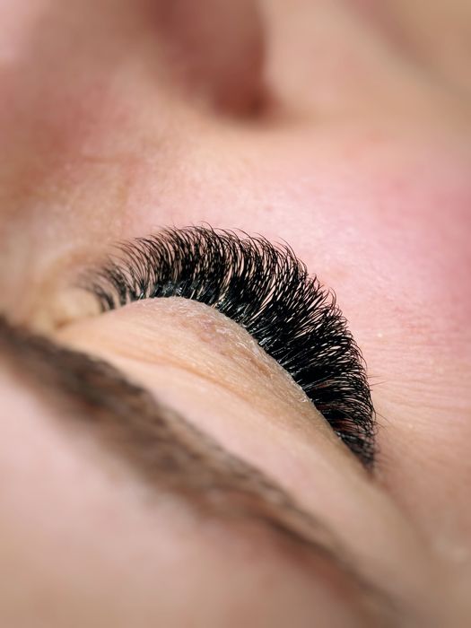 Przedłużanie rzęs