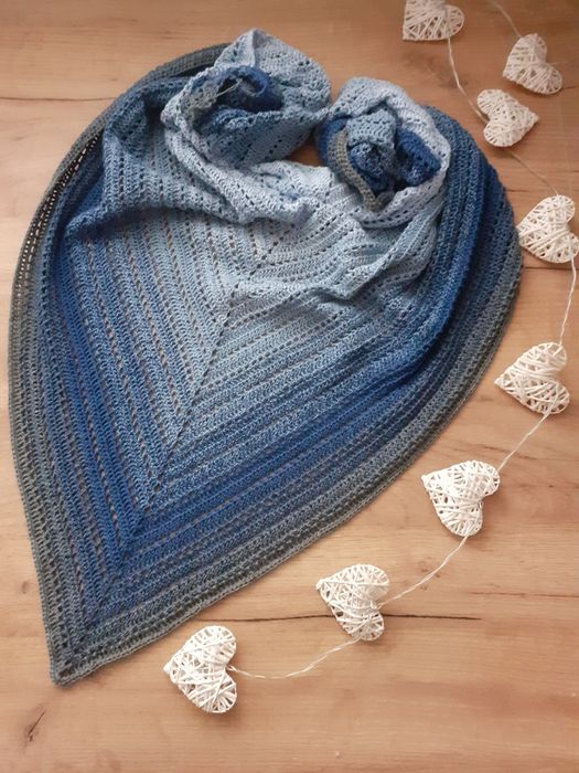 Duża chusta - handmade ręcznie robiona na szydełku