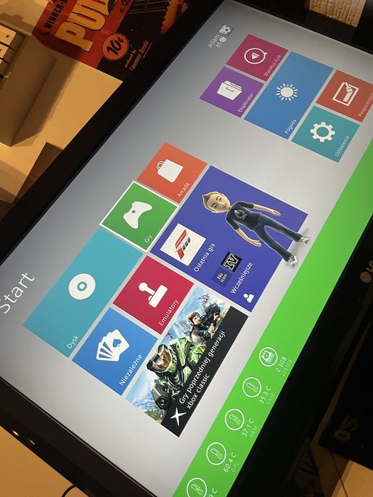 XBOX360 + 35 gier + 2 pady + kinect