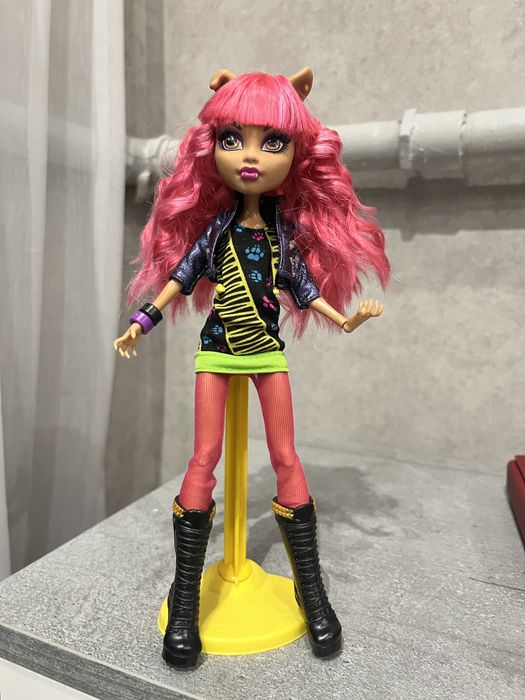 Лялька Monster high Хоулін 13 бажань.