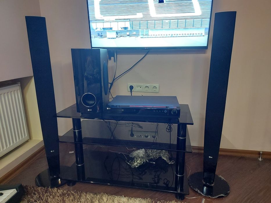 Музыкальный центр  DVD lg