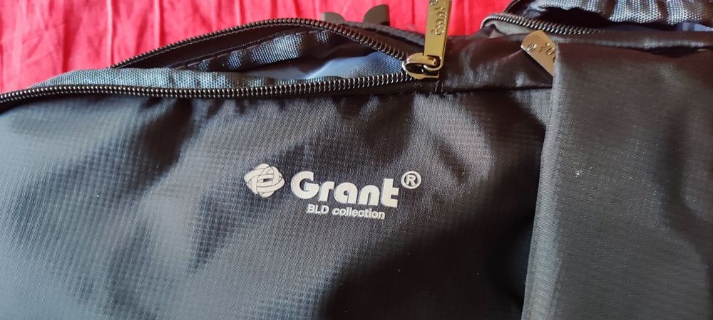 Mochila nova para viagem low cost