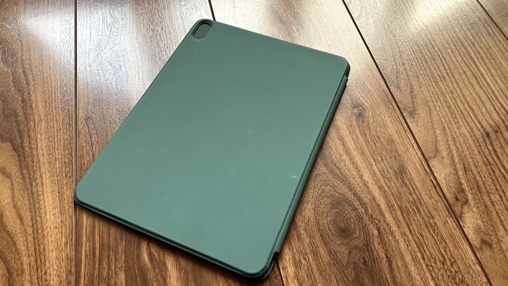 Чехол магнитный на iPad Pro (1st)