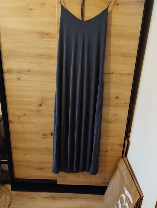 Niebieska sukienka maxi Reserved r.40