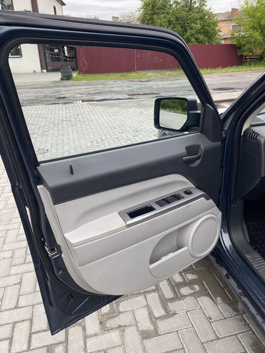 Продам Jeep Patriot 2.4 4x4