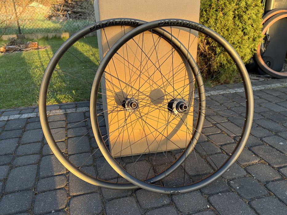 Koła gravel/szosa Bontrager Paradigm 23