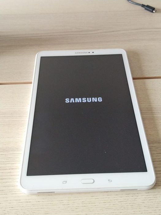 Tablet Samsung A6 2GB