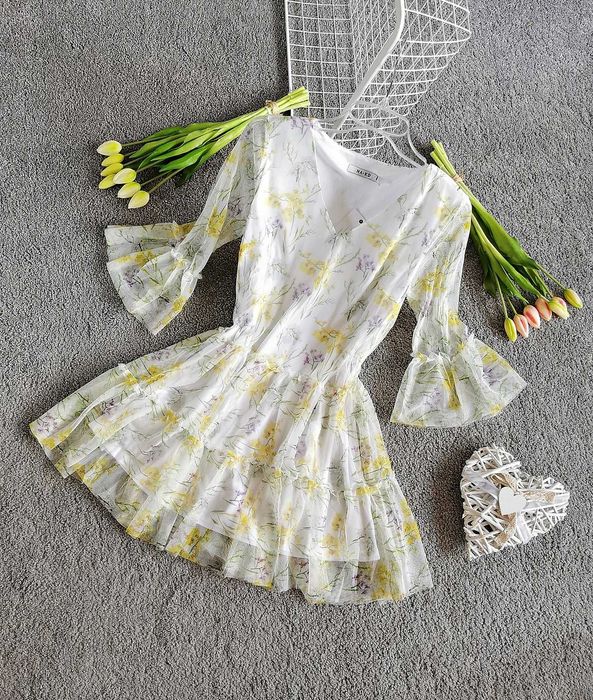 Sukienka Tiulowa Siateczka Kremowa Pastelowe Kwiaty Floral Boho Folk