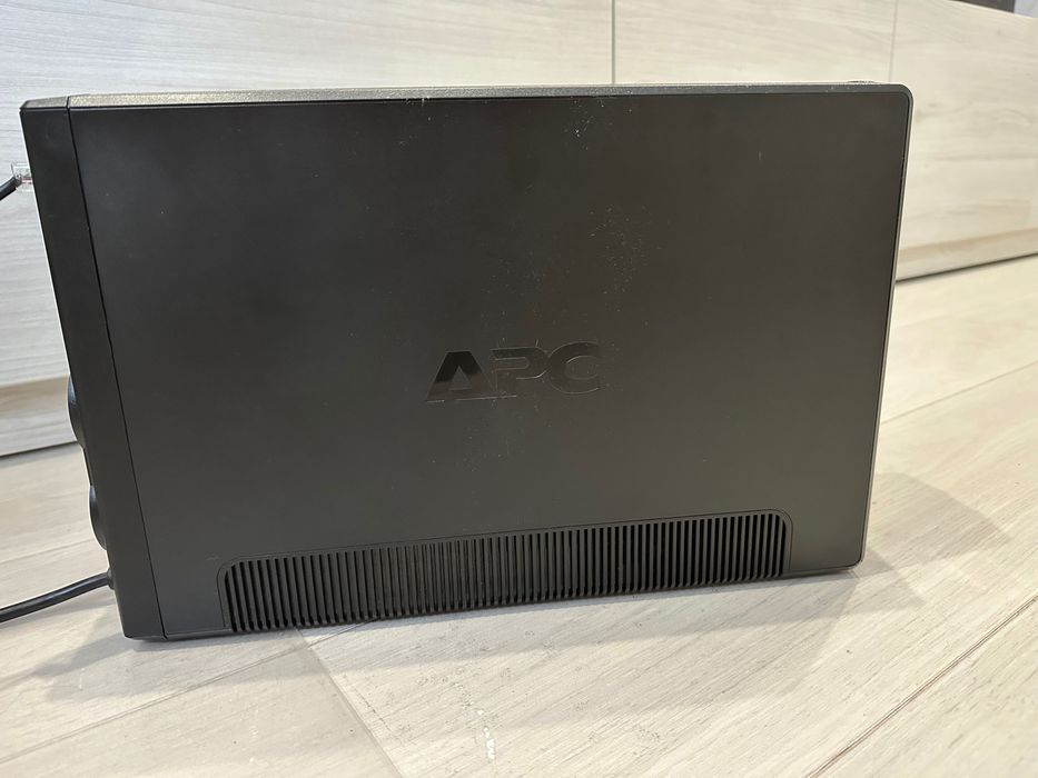 APC Back-Ups PRO 900