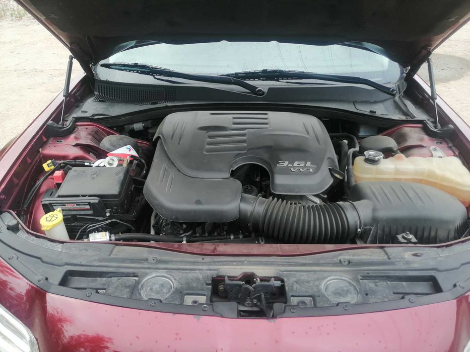 Sprzedam samochod osobowy chrysler 300