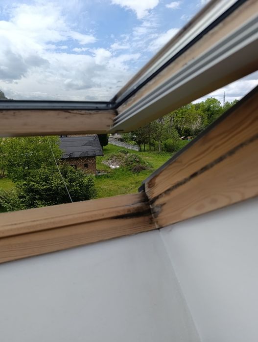 Okna dachowe velux  78x116 drewniane