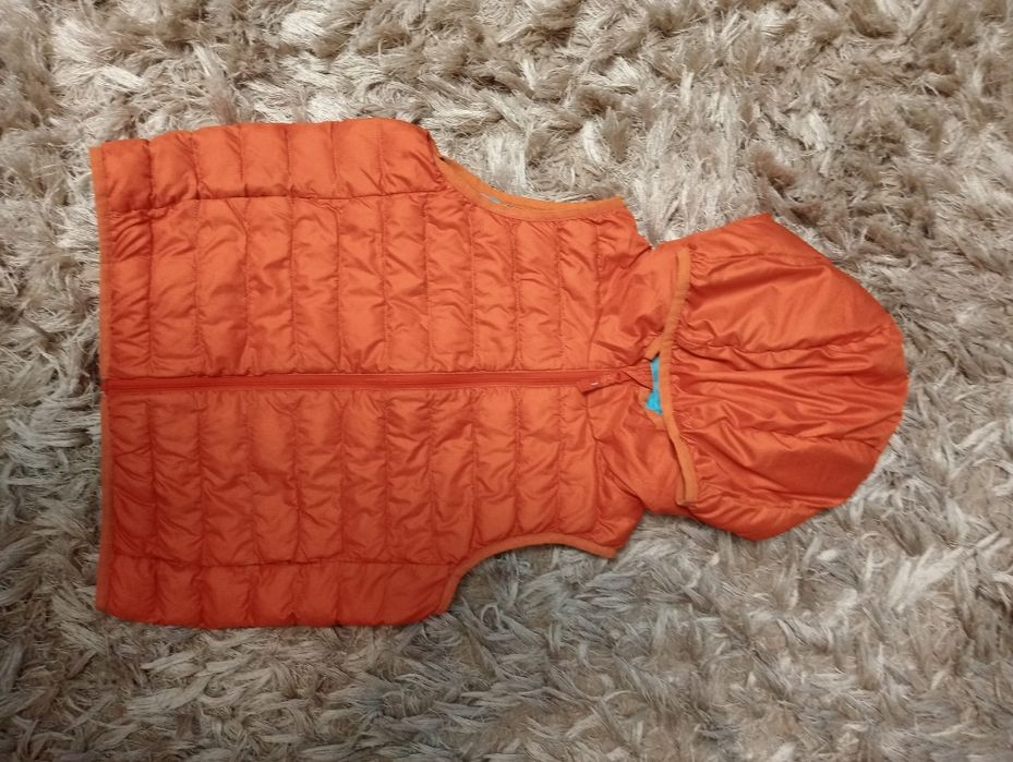 Жилетка  UNI QLO 5-6 лет