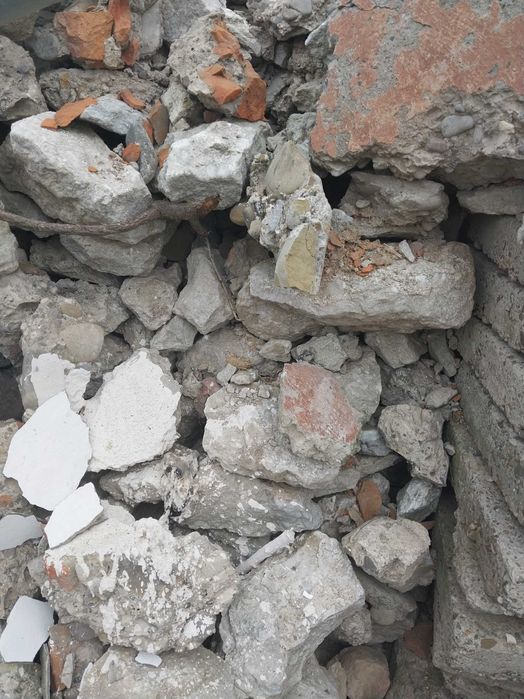 Каміння під заливку з бетоном