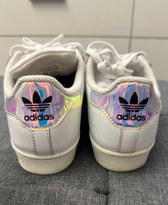 Ténis Adidas Superstar (mulher)
