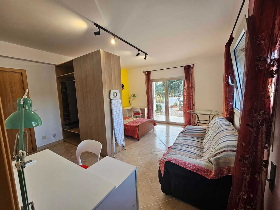 Quarto Partilhado para Estudantes - Brogal, Parceiros