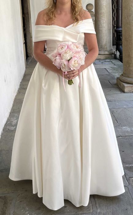 suknia ślubna Madonna Milla Nova Matilda odkryte ramiona