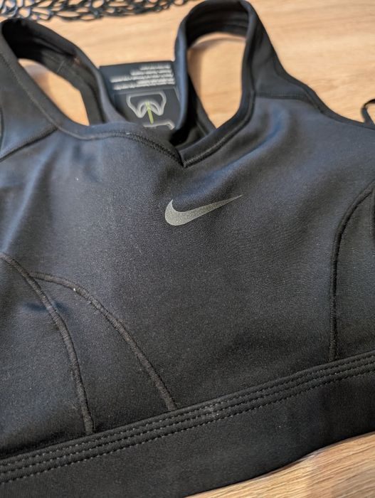 Biustonosz sportowy NIKE
