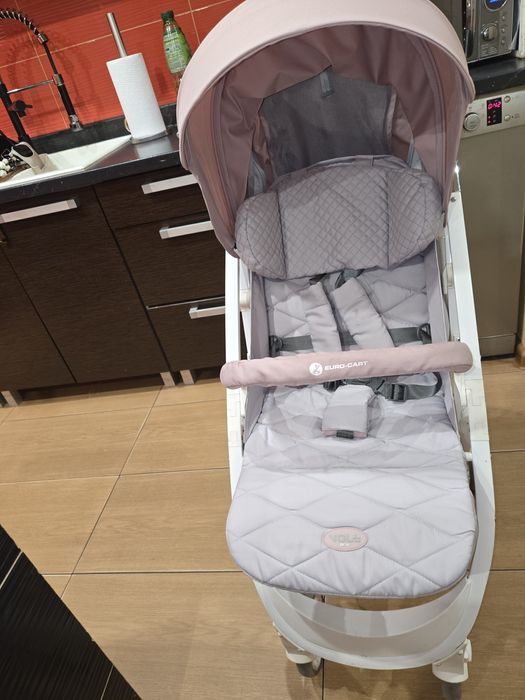 Wózek spacerowy różowy