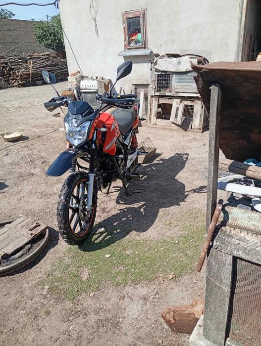 Продам мотоцикл спарк