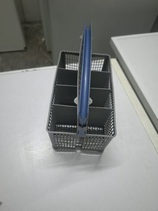 Cesto de talheres de máquina de loiça