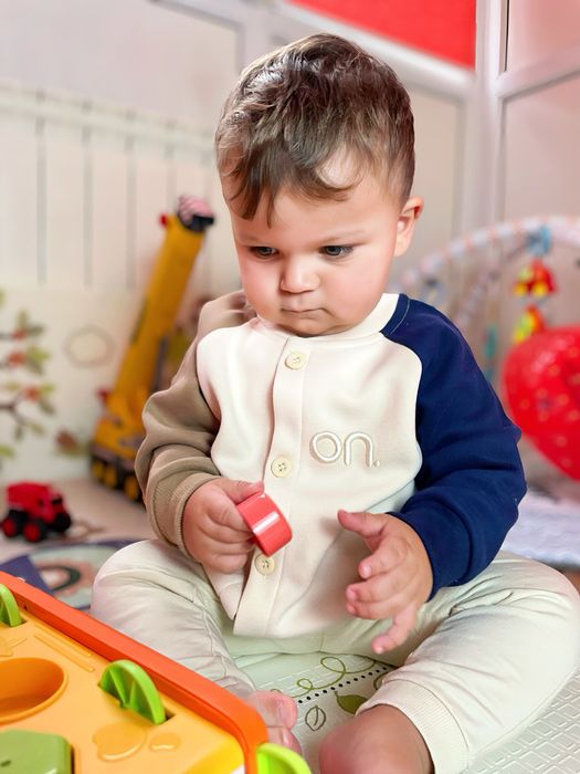 Дитячий кардиган / бейсбольна кофта