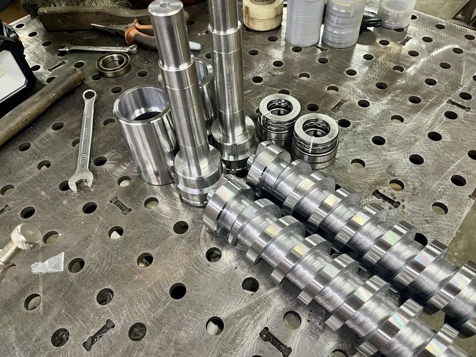 Изготовление и реставрация шнеков для топлевных брикетов пилетов