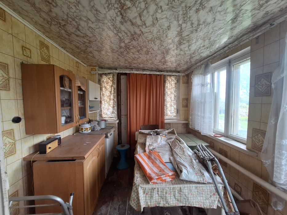 Будинок 90 м+9 с  біля 7 школи міські комунікації м.Бориспіль