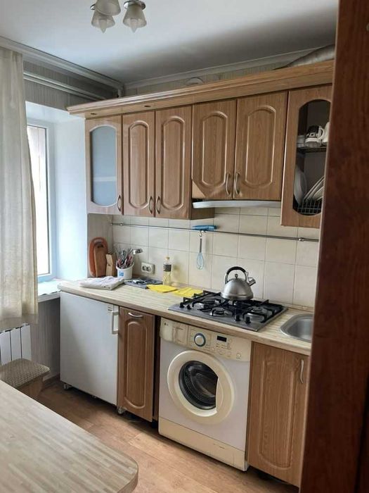 Продаж 2-кімнатної квартири 46 кв.м. з ремонтом в центрі Кременчука