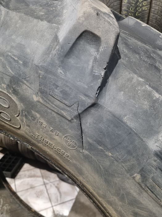 Pirelli 600 65 r38 para