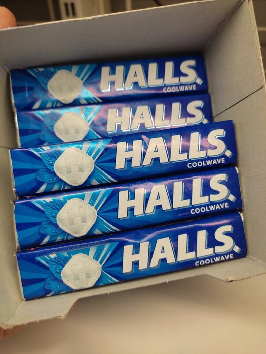 Halls cukierki Coll wave miętowy 33,5G - 10szt.
