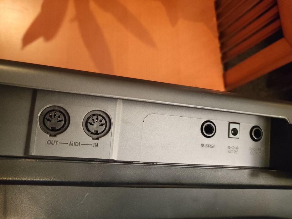 Teclado Casio CTK-700