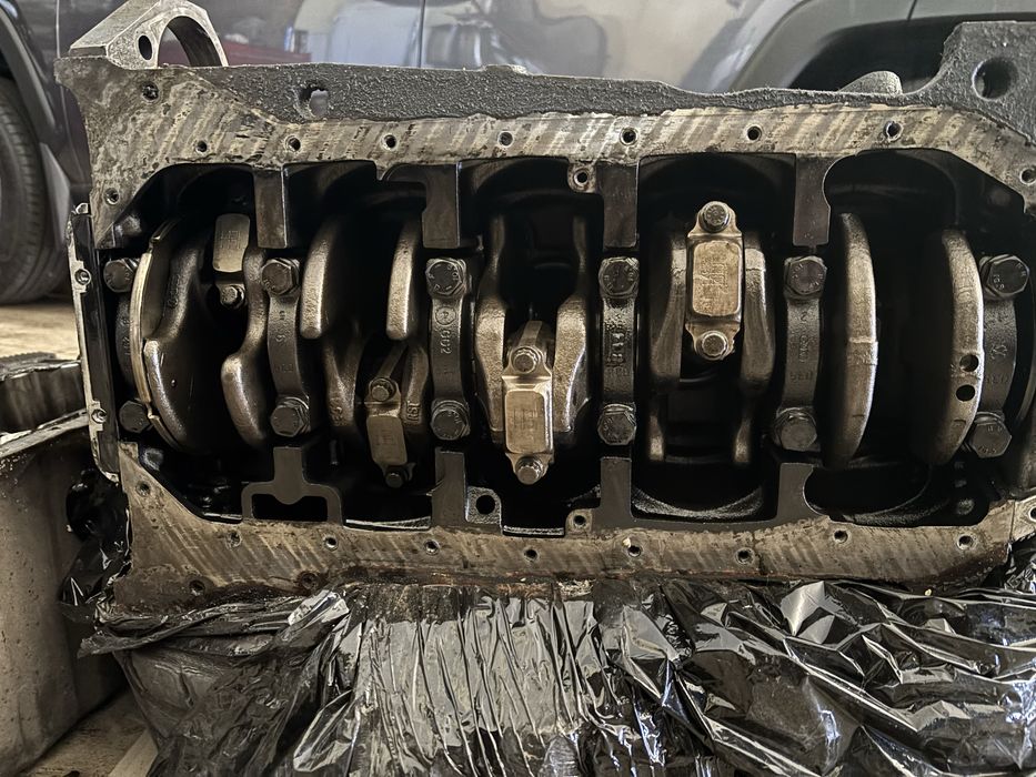 Двигун ЛТ 35 2,5 tdi