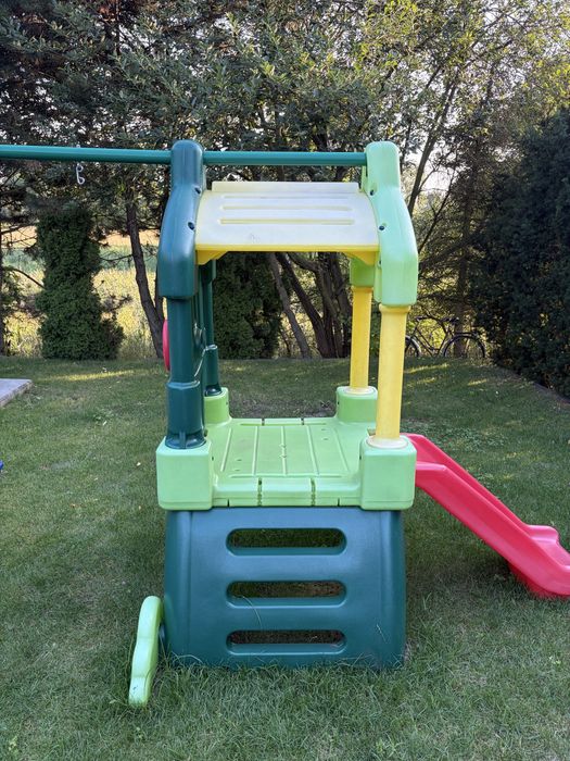 Ogrodowy plac zabaw little tikes