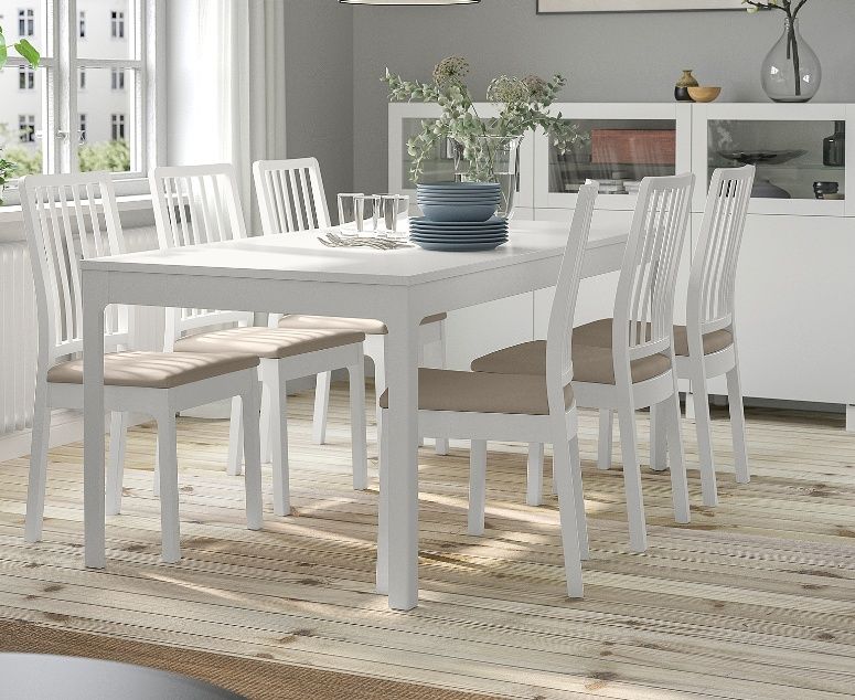 Mesa extensível em madeira branca 1,80/2,40 x 0,90m