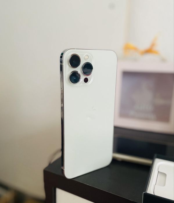 Iphone 13 promax muito bom em excelente estado